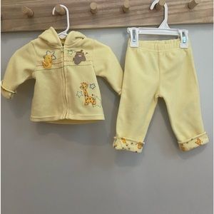 Fuzzy yellow Zip Up Hooded Sweatshirt and Pants set in Baby Size 0 - 3 months